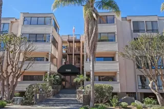 Photo #3: 260008459 Listing