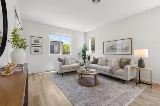 Photo #3: 260008472 Listing 