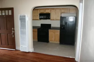 Photo #4: 260008482 Listing 