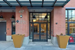 Photo #3: 260008493 Listing 