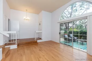 Photo #6: 260008505 Listing