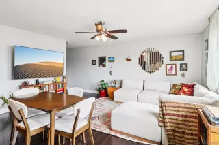 Photo #5: 260008512 Listing