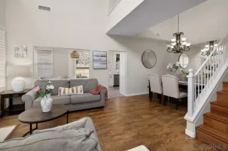 Photo #2: 260008518 Listing 