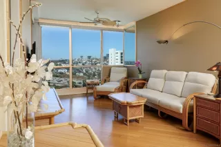 Photo #1: 260008520 Listing