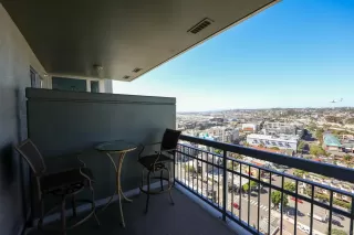 Photo #5: 260008520 Listing