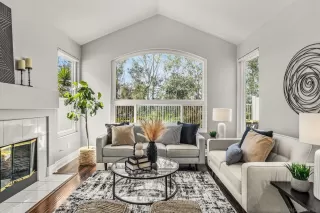 Photo #4: 260008560 Listing 