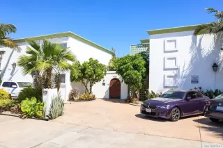 Photo #1: 260008562 Listing 