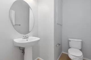 Photo #5: 260008589 Listing