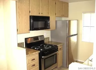 Photo #1: 260008592 Listing 