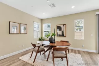 Photo #4: 260008593 Listing 