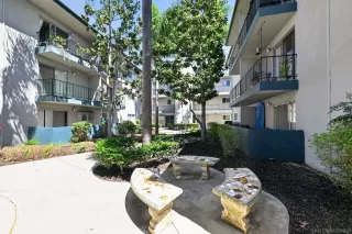 Photo #2: 260008603 Listing 