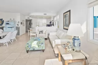 Photo #6: 260008610 Listing 