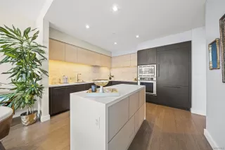 Photo #4: 260008636 Listing