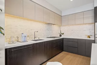 Photo #6: 260008636 Listing