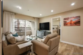Photo #6: 260008651 Listing