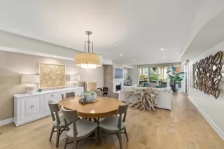 Photo #3: 260008660 Listing