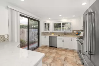 Photo #6: 260008662 Listing 