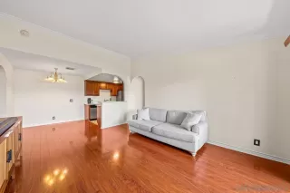 Photo #3: 260008686 Listing 