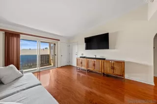 Photo #4: 260008686 Listing 