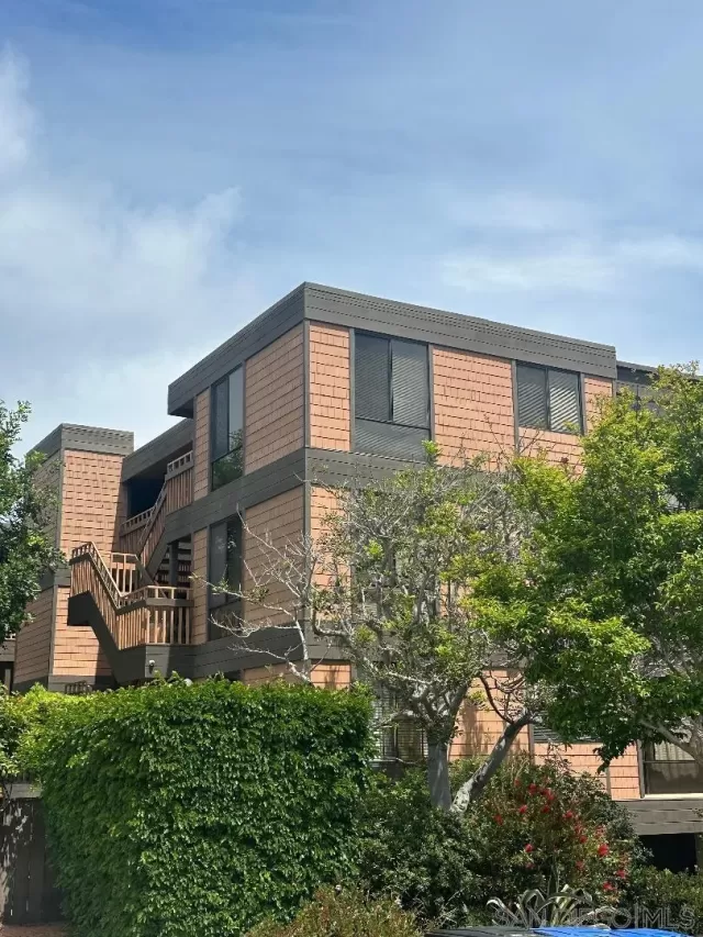 MLS: 260008694 Condo For Sale