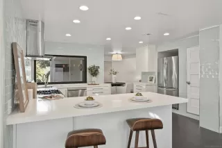 Photo #6: 260008710 Listing 