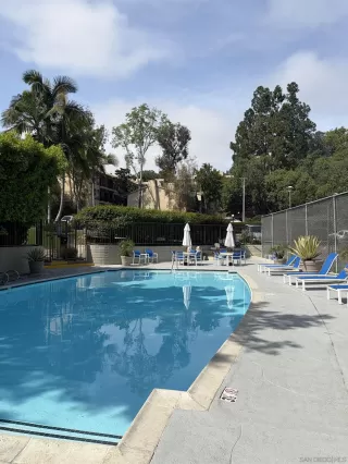 Photo #2: 260008738 Listing 