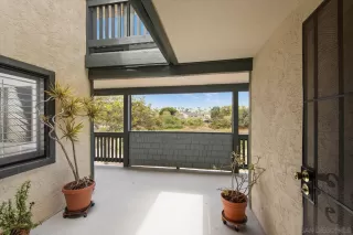 Photo #2: 260008761 Listing