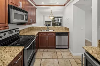 Photo #4: 260008761 Listing