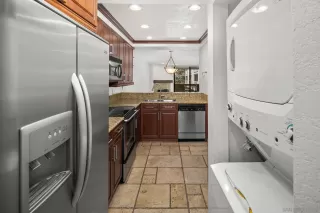 Photo #6: 260008761 Listing