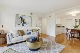 Photo #3: 260008772 Listing