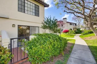 Photo #6: 260008772 Listing