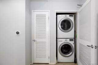 Photo #6: 260008776 Listing 