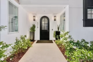 Photo #2: 260008785 Listing