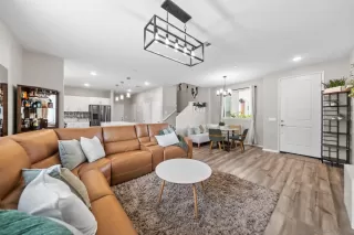 Photo #2: 260008791 Listing 