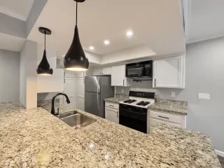 Photo #6: 260008812 Listing 