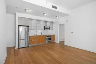 Photo #4: 260008827 Listing 