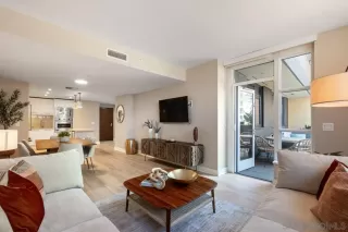 Photo #1: 260008841 Listing