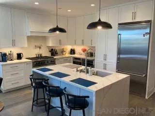 Photo #1: 260008861 Listing 