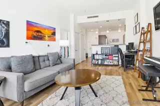 Photo #3: 260008868 Listing 
