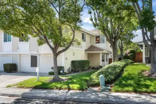 Photo #1: 260008888 Listing