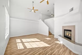 Photo #2: 260008922 Listing 