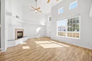 Photo #3: 260008922 Listing 