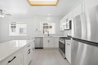 Photo #6: 260008922 Listing 