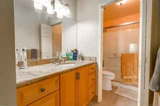 Photo #4: 260008933 Listing 