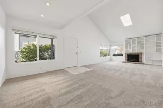 Photo #4: 260008968 Listing 