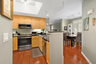 Photo #6: 260008975 Listing 