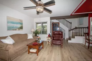 Photo #5: 260008976 Listing