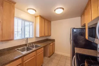 Photo #5: 260009001 Listing