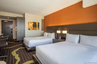 Photo #2: 260009004 Listing