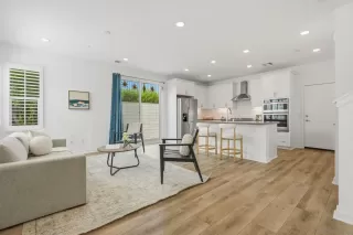 Photo #6: 260009023 Listing 